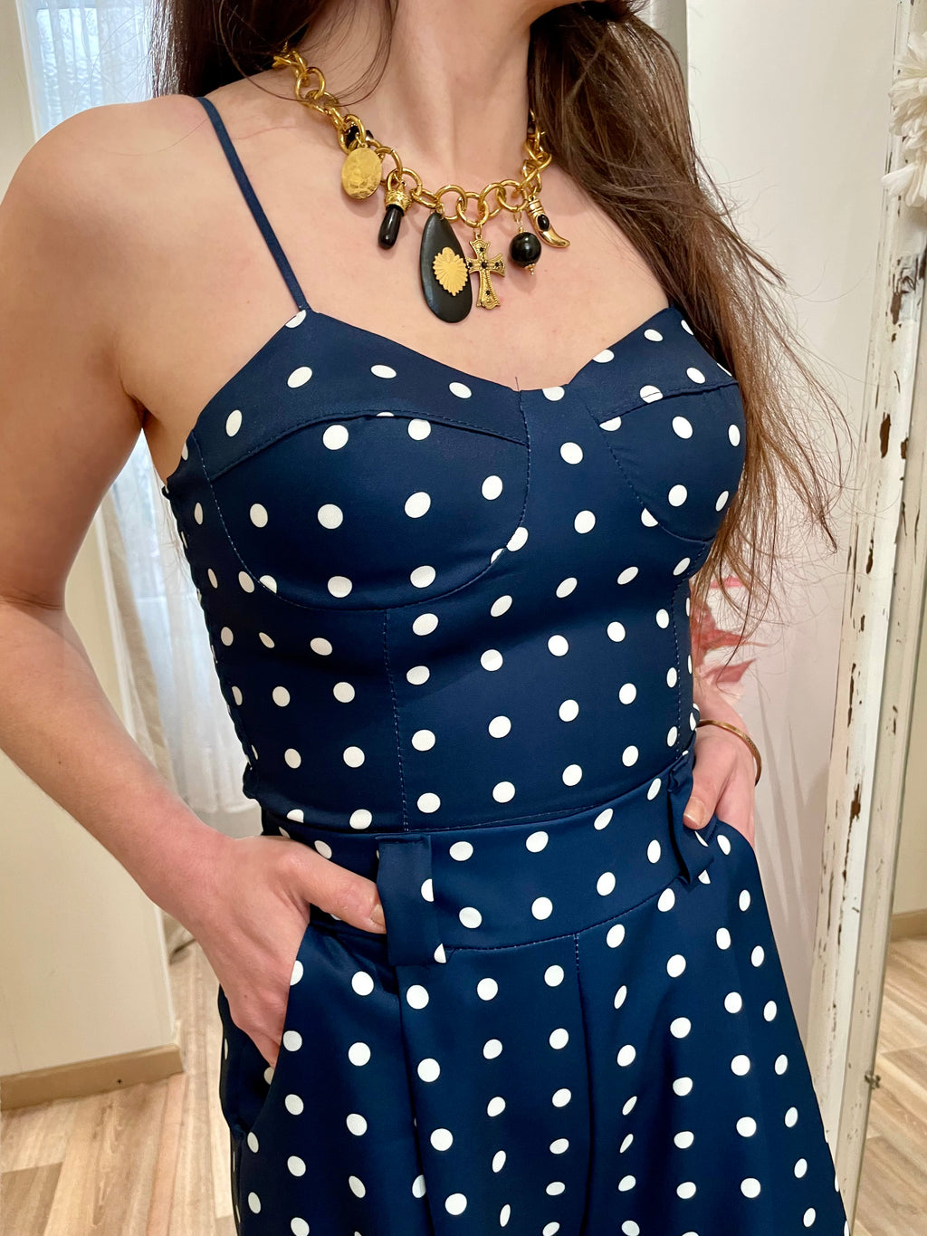 Ensemble à pois bleu marine