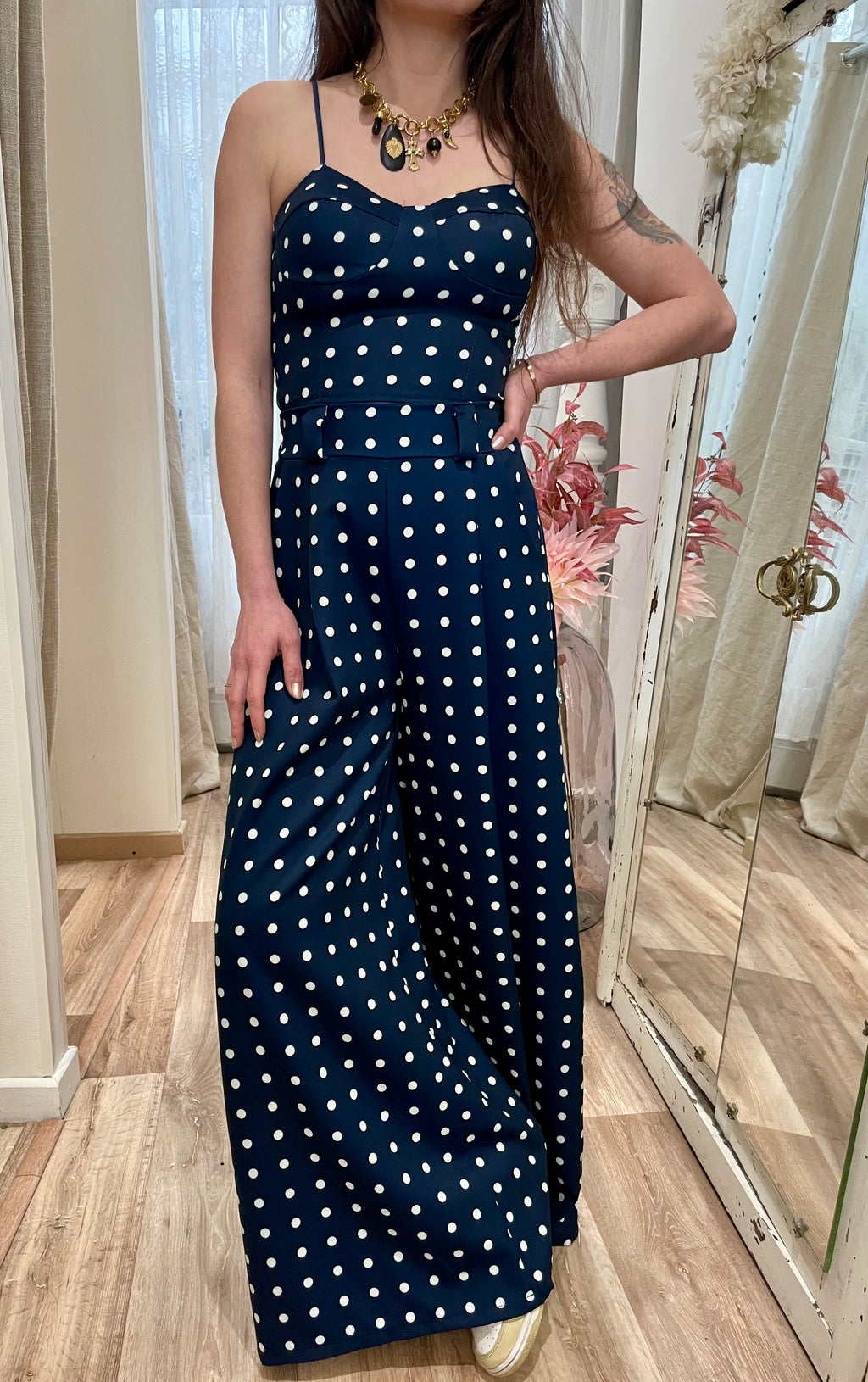 Ensemble à pois bleu marine