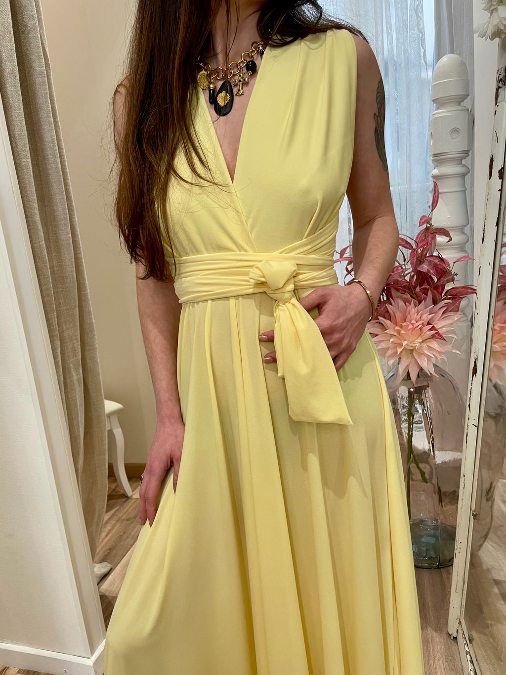 Robe dos nu jaune