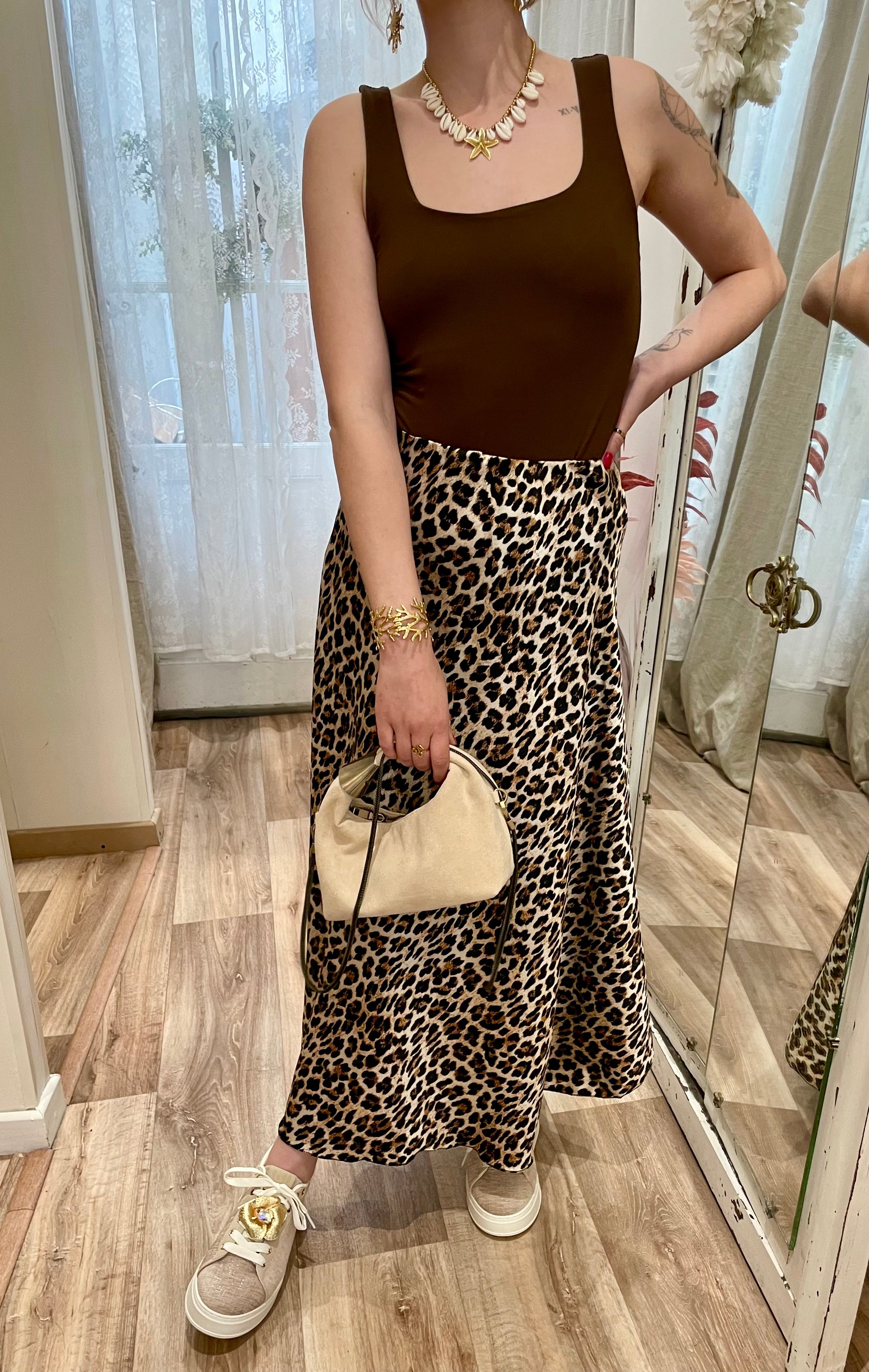 Jupe satin imprimée léopard