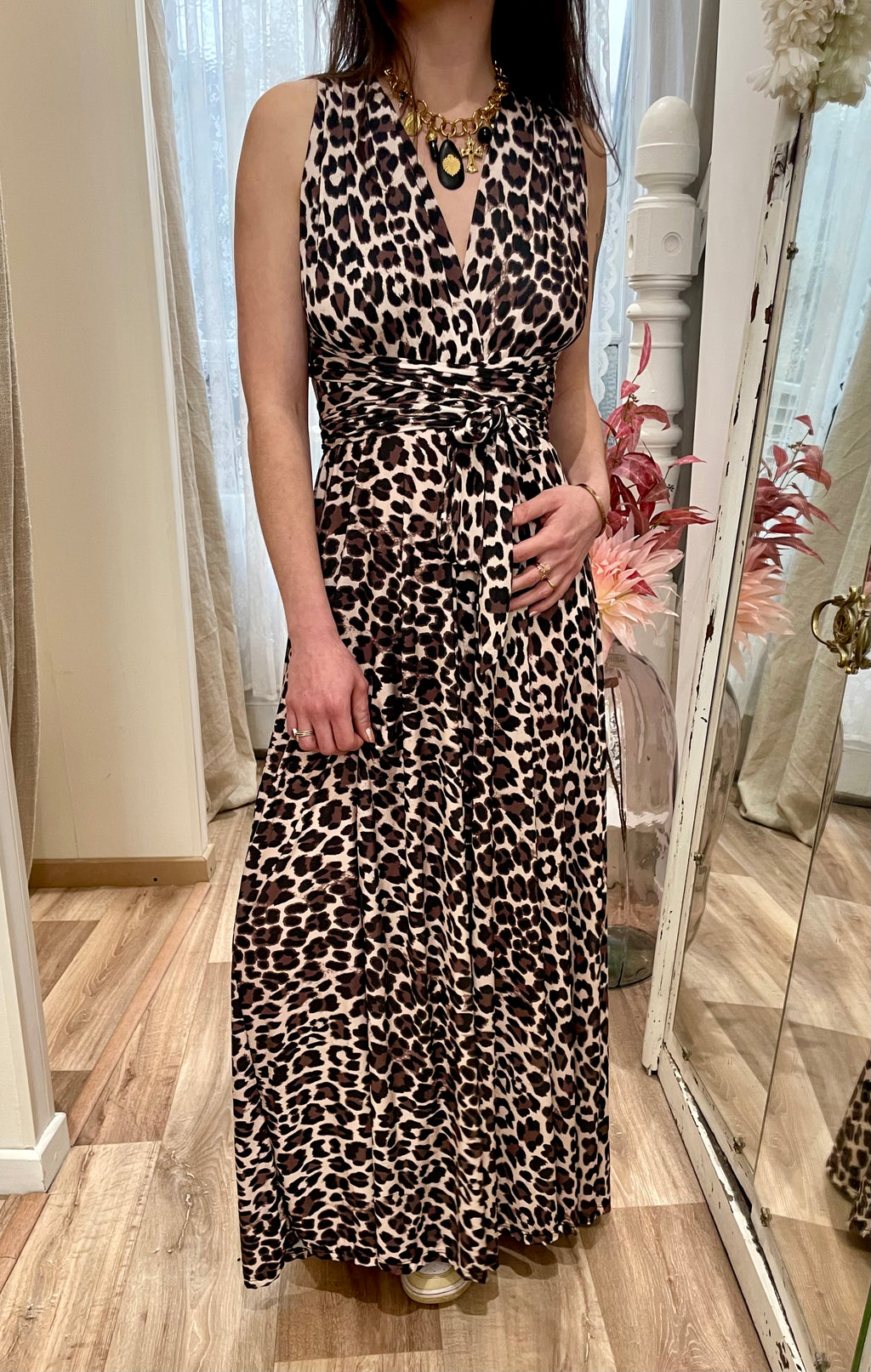 Robe dos nu léopard