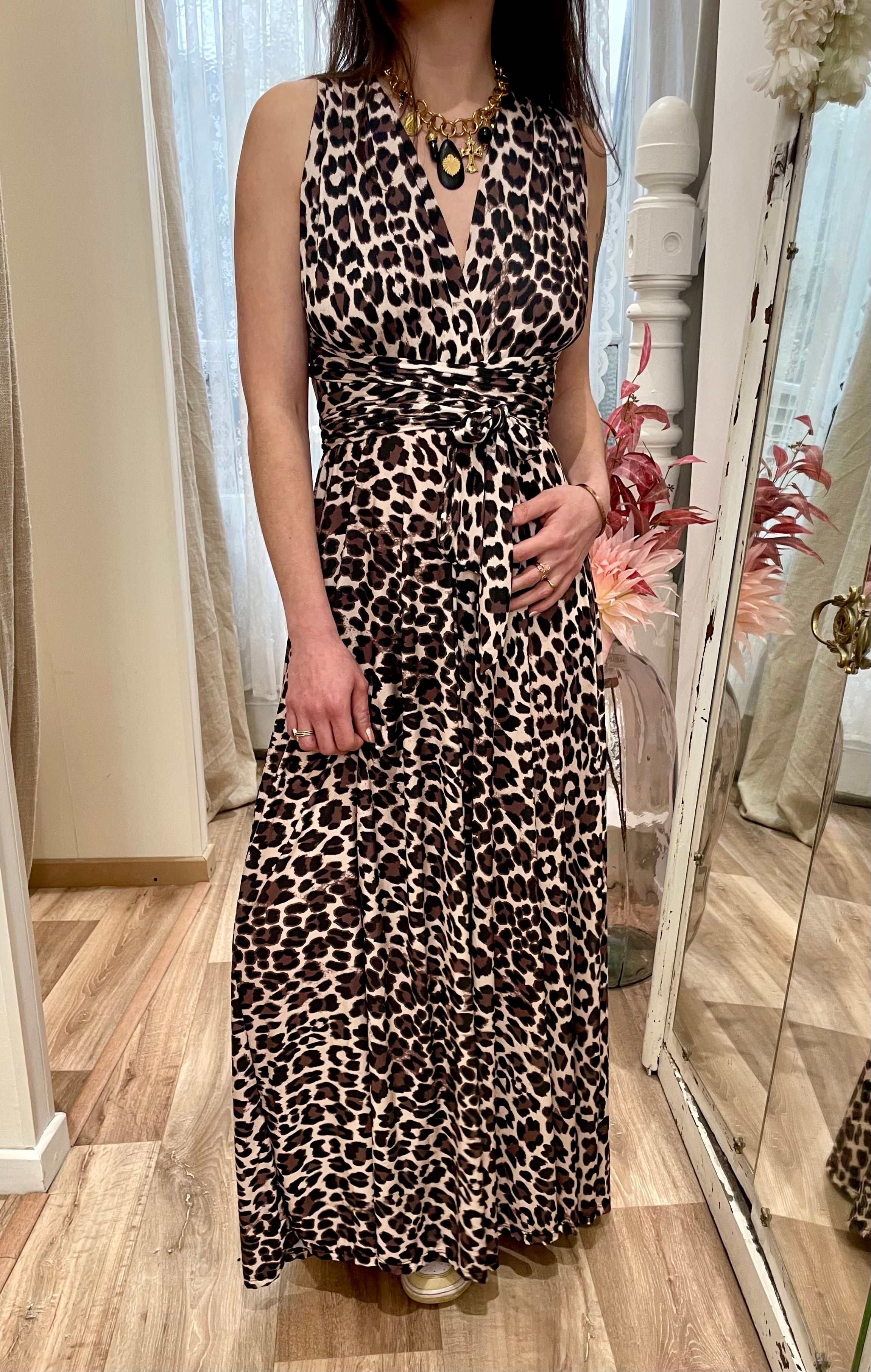 Robe dos nu léopard