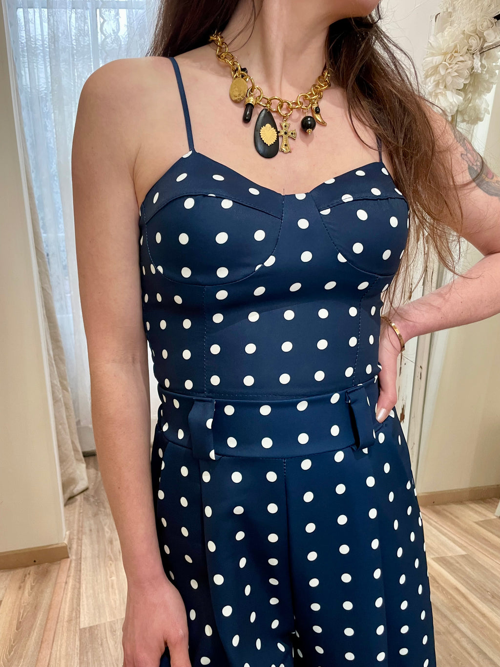 Ensemble à pois bleu marine