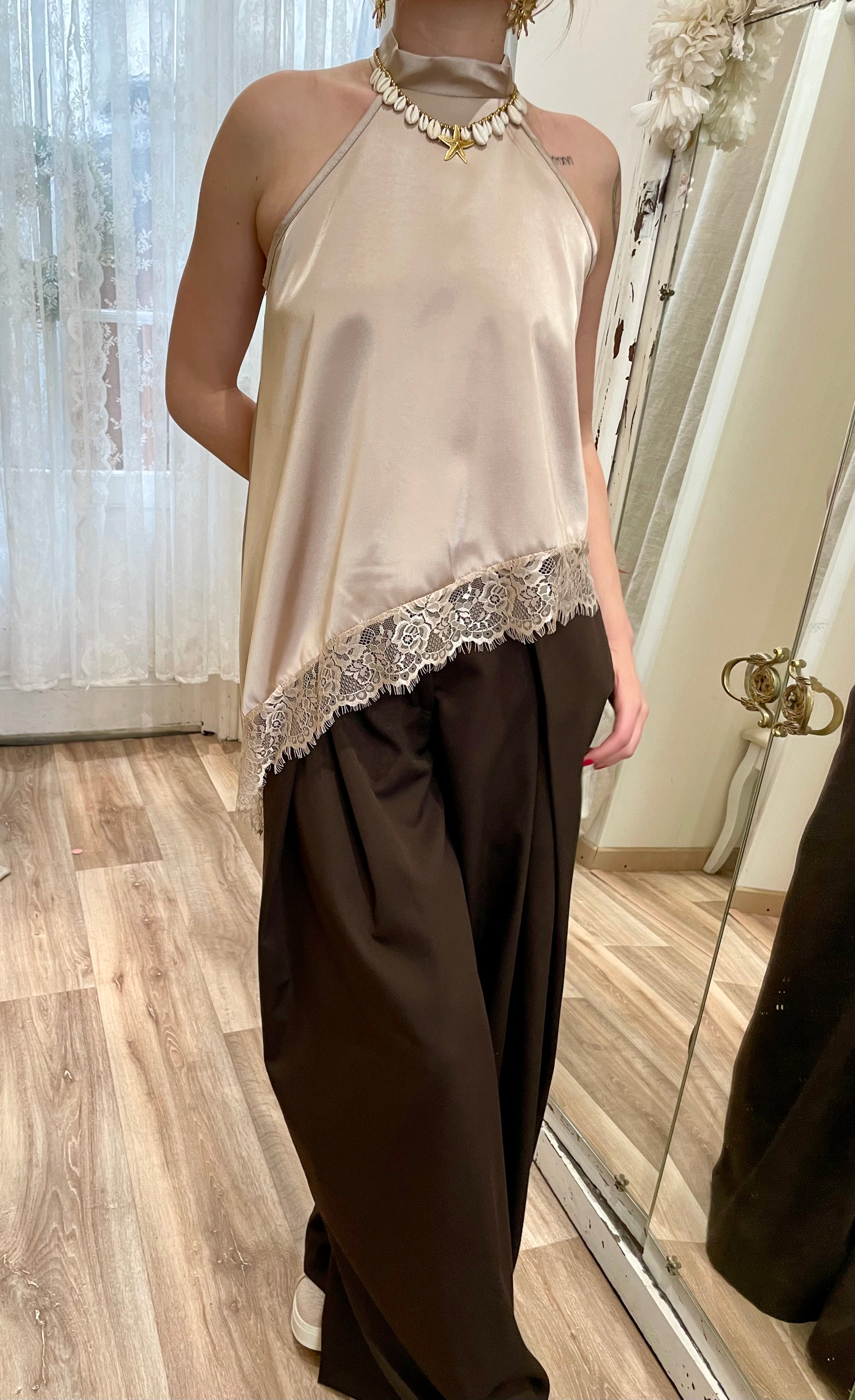 Top station asymétrique