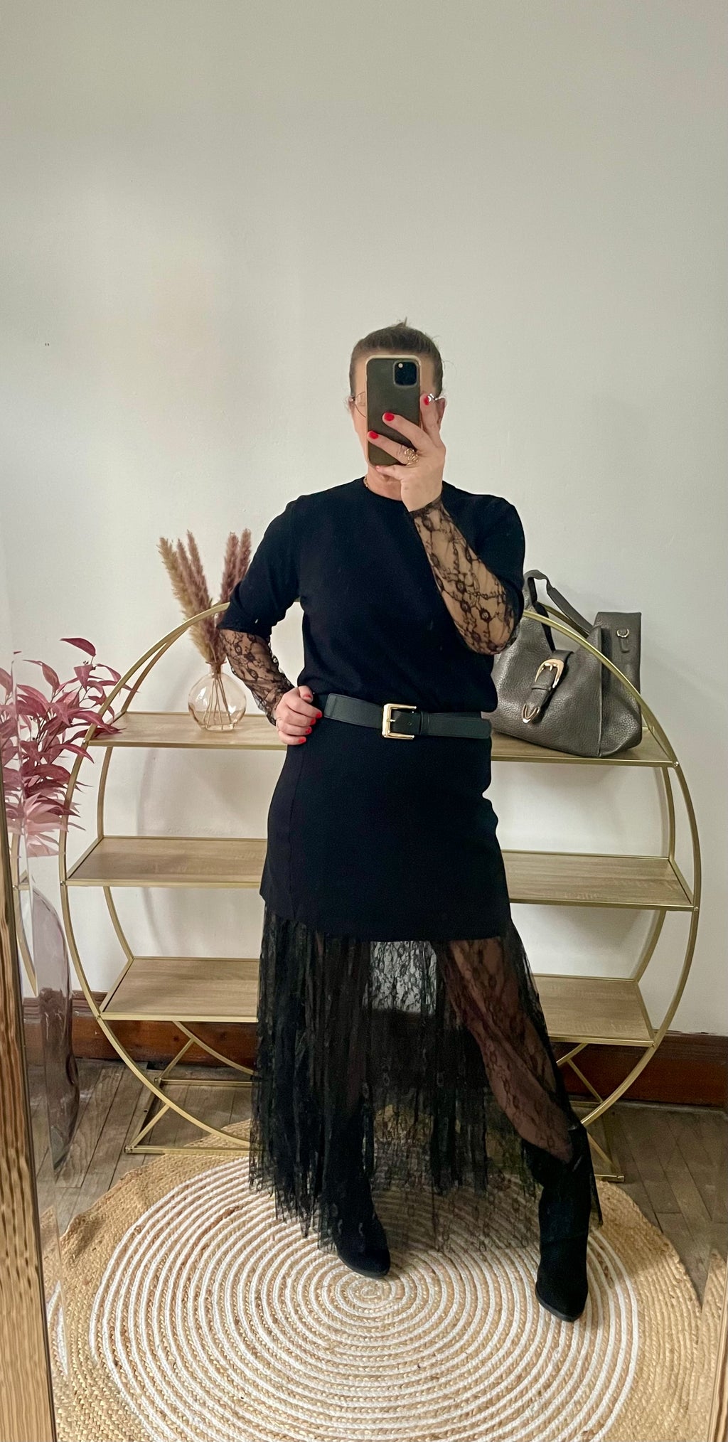 Pull Lisa noir manche dentelle