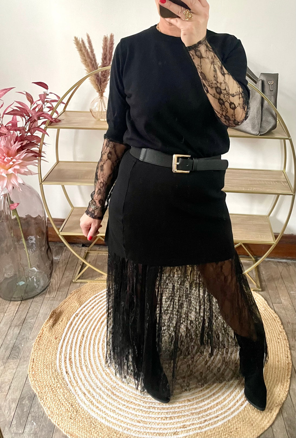 Pull Lisa noir manche dentelle