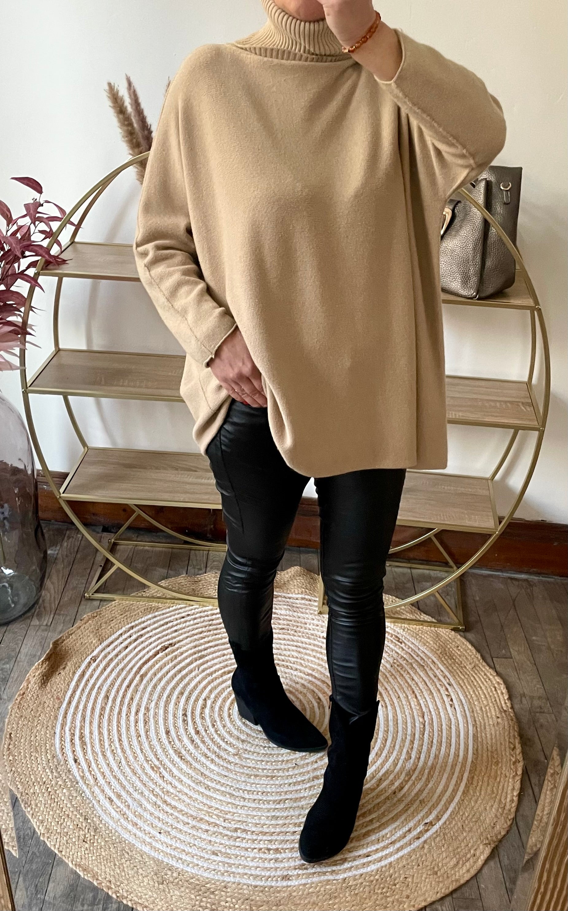Pull long col roulé oversize camel